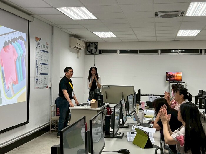 60422電腦教室圖片