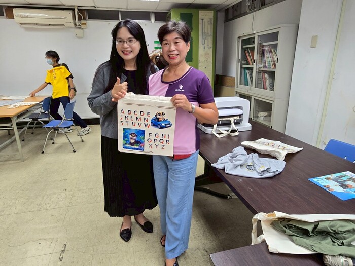 60424電腦教室圖片